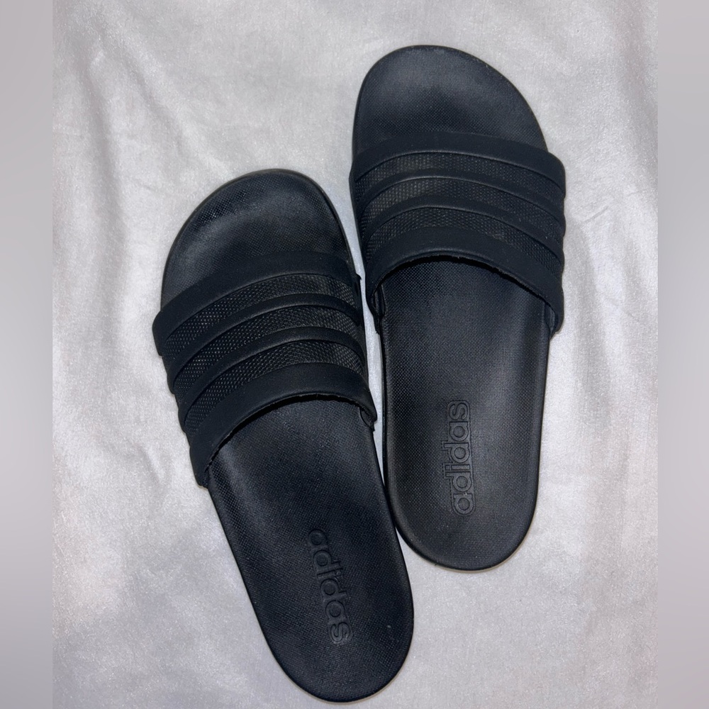 ADIDAS Womens Slides Size 7